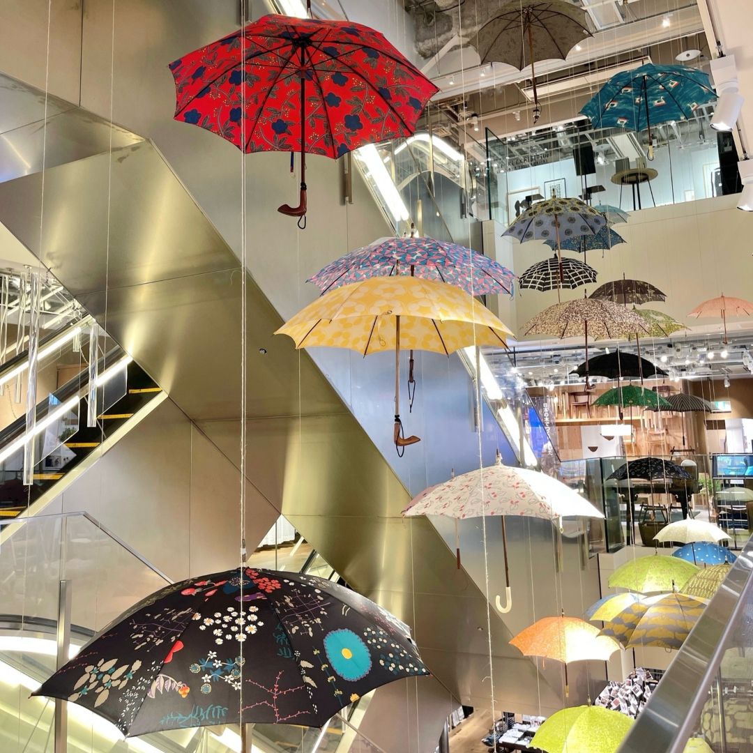 銀座】イイダ傘店 展示販売会 傘の雨 ~It's Raining Umbrellas